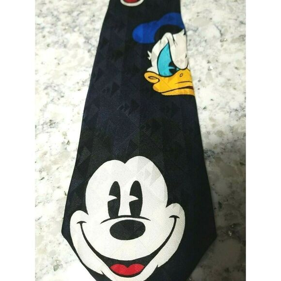 The Disney Store Donald Pluto Mickey Fab 3 Big Face Black Silk Tie New with Tags - Picture 2 of 4